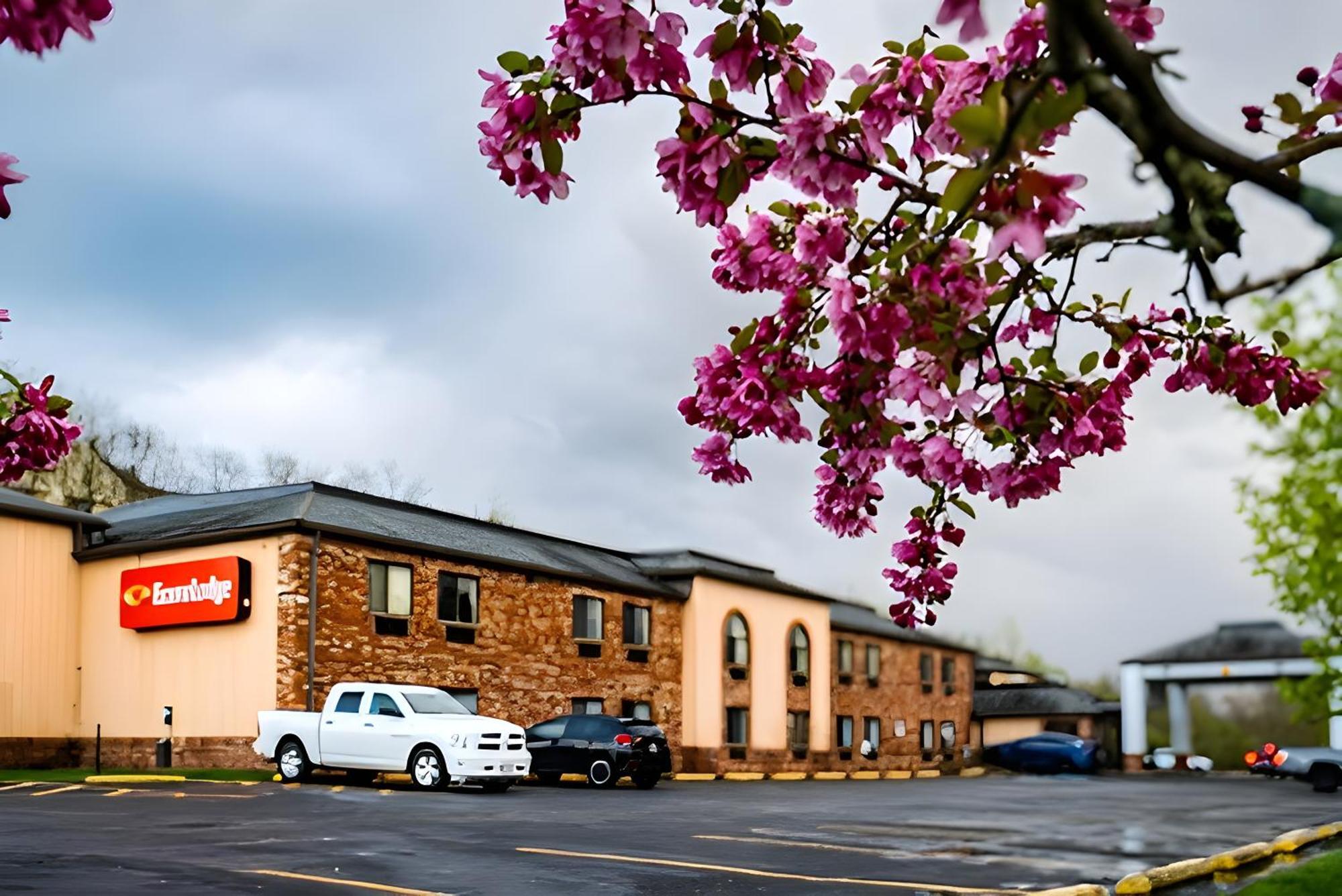 Econo Lodge Streetsboro Esterno foto