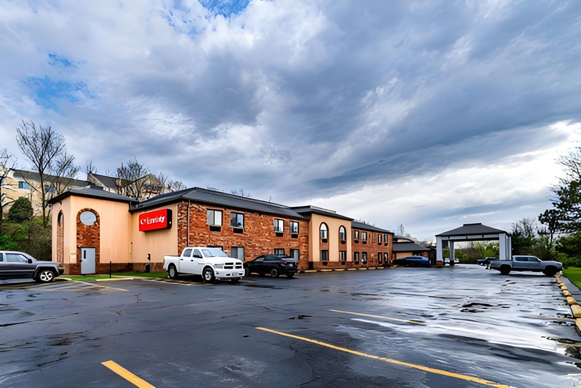 Econo Lodge Streetsboro Esterno foto