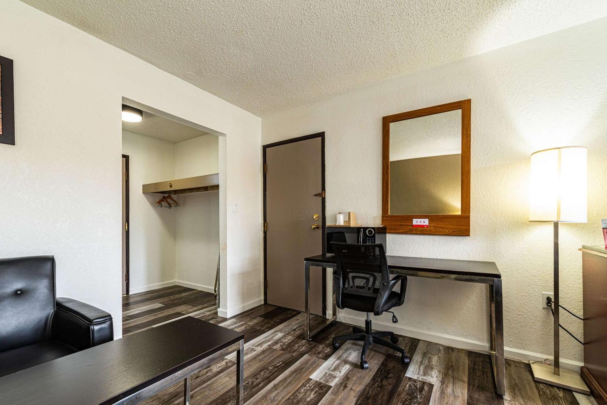 Econo Lodge Streetsboro Esterno foto