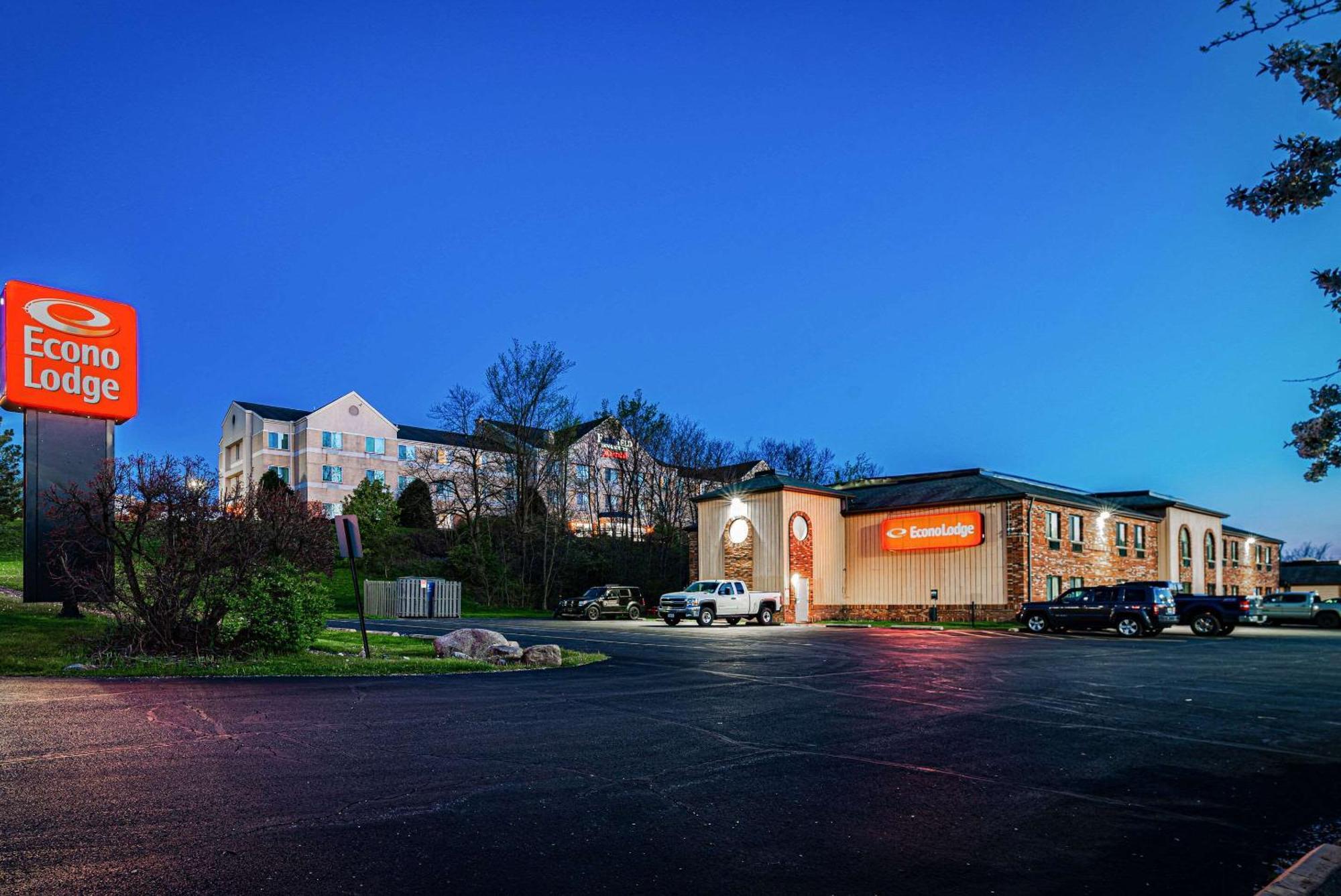 Econo Lodge Streetsboro Esterno foto
