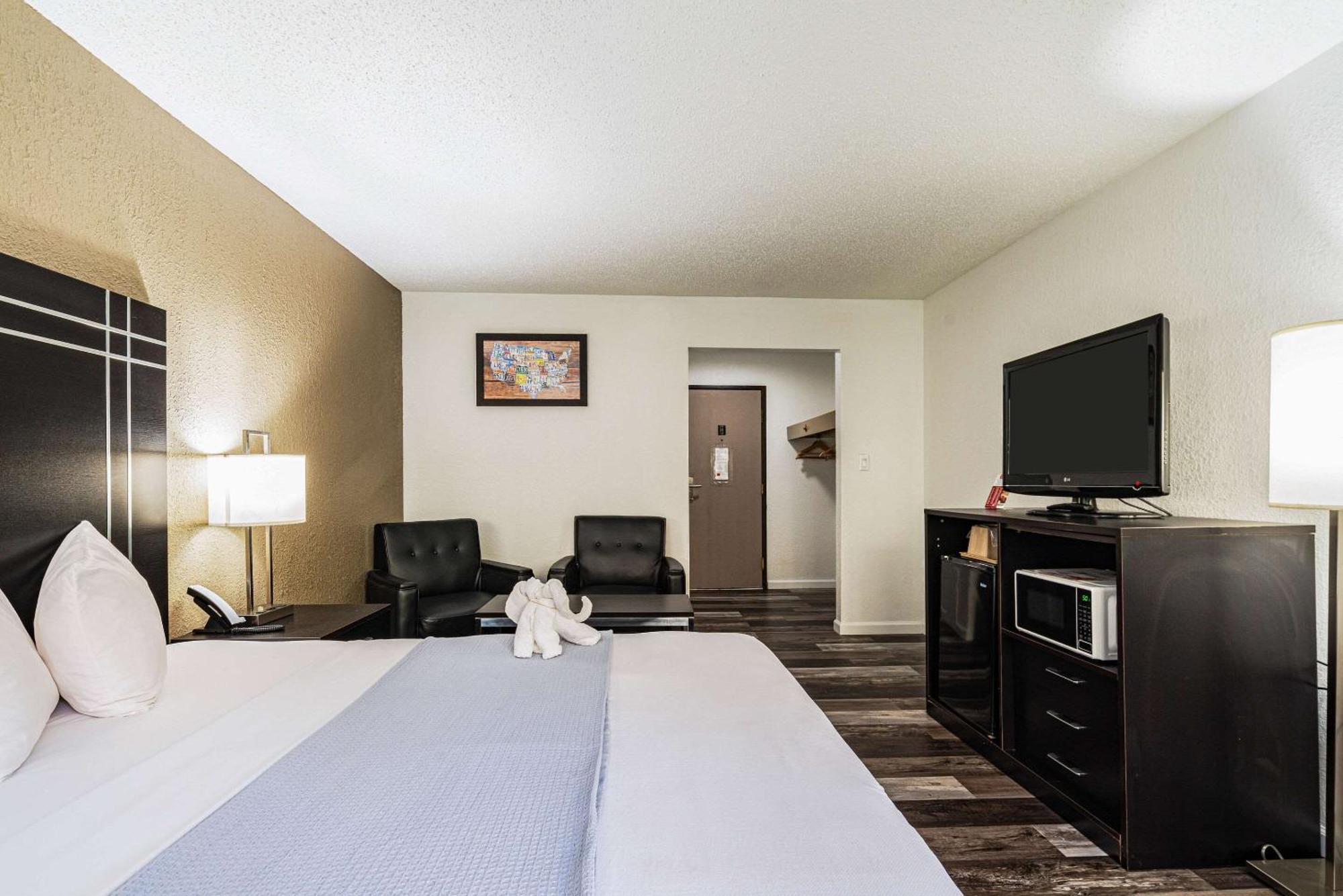 Econo Lodge Streetsboro Esterno foto