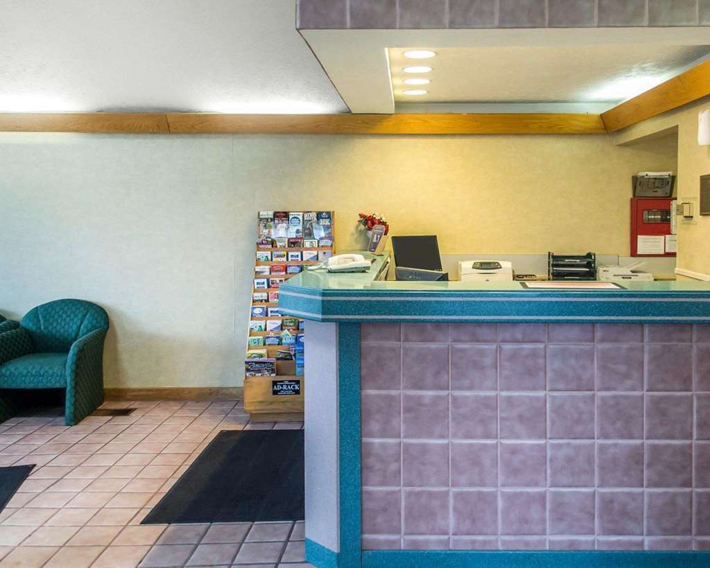 Econo Lodge Streetsboro Interno foto